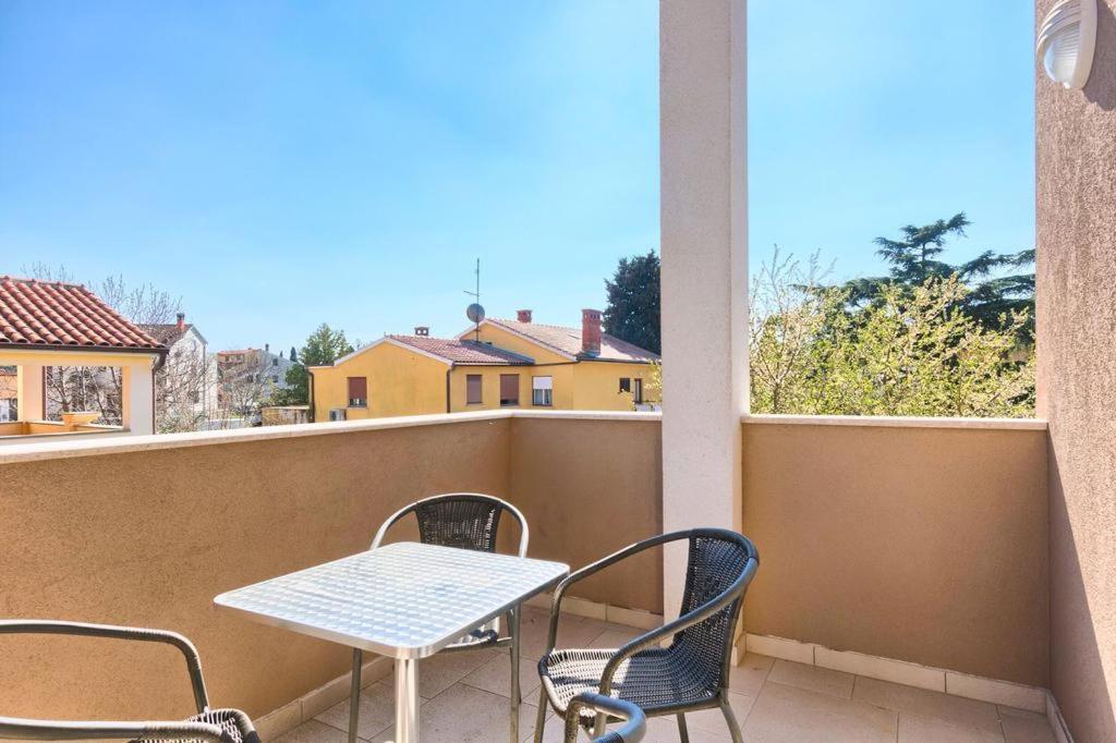 Lovely Fazana Apartments 400M From The Sea Extérieur photo